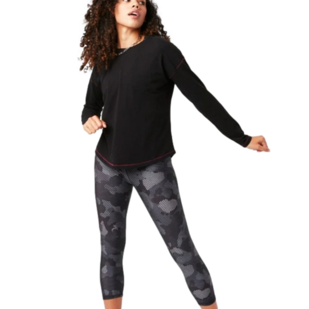 Zara Terez Charcoal Camo Stripe Hi-Shine Capri Leggings Sporty Yoga Tunning New